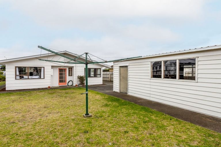 Photo of property in 10a Arnold Grove, Paraparaumu Beach, Paraparaumu, 5032