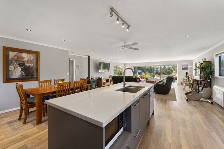 Photo of property in 35 Mcintosh Road, Blackmans, Alexandra, 9391