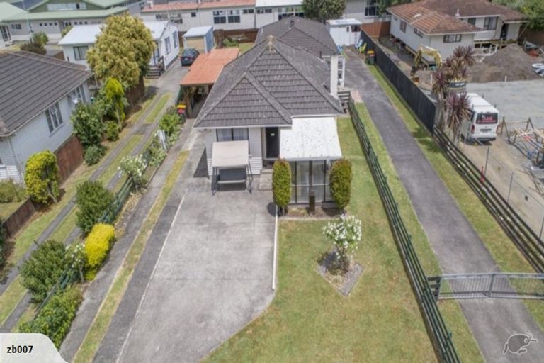 Photo of property in 1/14 Cosgrave Road, Papakura, 2110