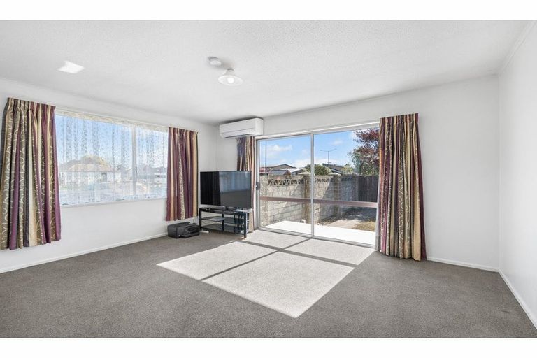 Photo of property in 1/42a Aldwins Road, Phillipstown, Christchurch, 8062