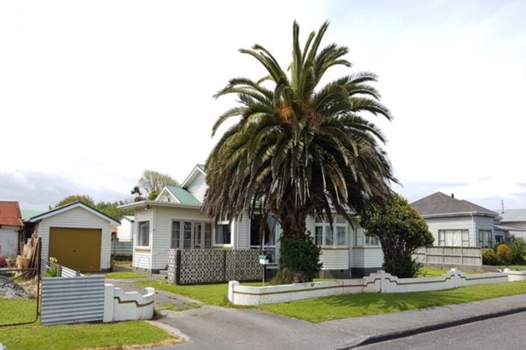 Photo of property in 136 Bealey Street, Hokitika, 7810