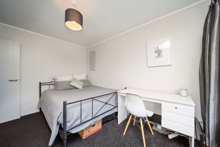 Photo of property in 33 Kamahi Avenue, Hawera, 4610