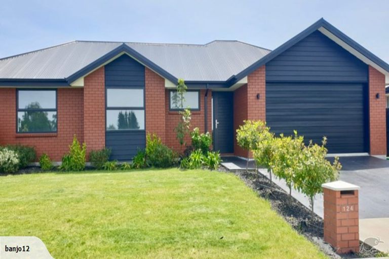 Photo of property in 124 Northbrook Road, Rangiora, 7400