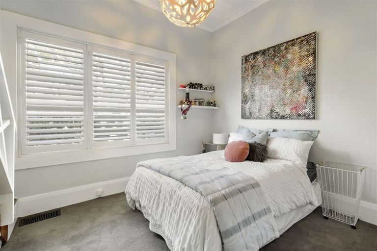 Photo of property in 15 North Avenue, Narrow Neck, Auckland, 0624