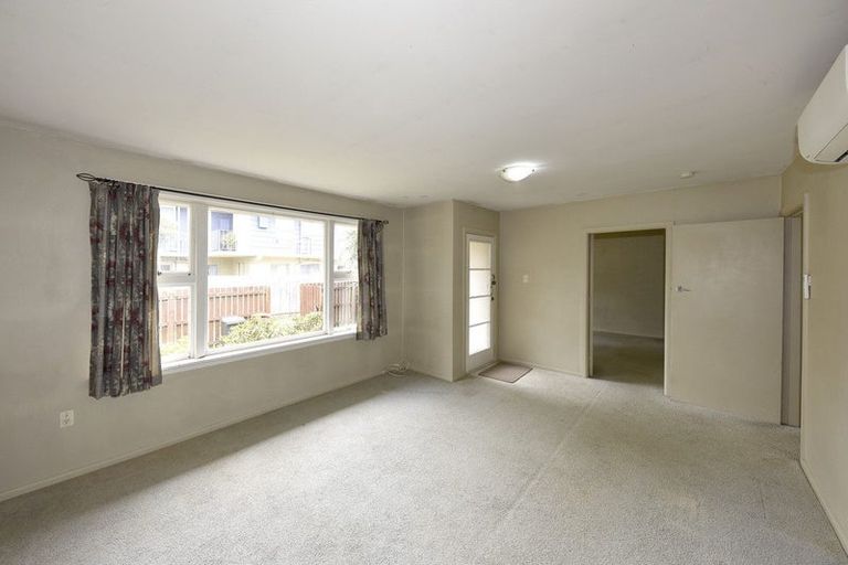 Photo of property in 2/124 Huxley Street, Sydenham, Christchurch, 8023