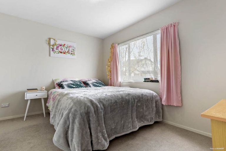 Photo of property in The Rise, 10/11 Hatfield Place, Albany Heights, Auckland, 0632