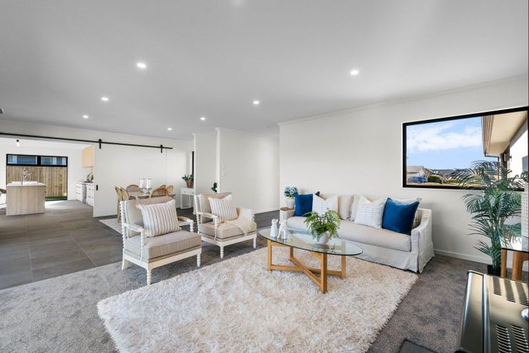 Photo of property in 38 Kingsdowne Drive, West Melton, 7618