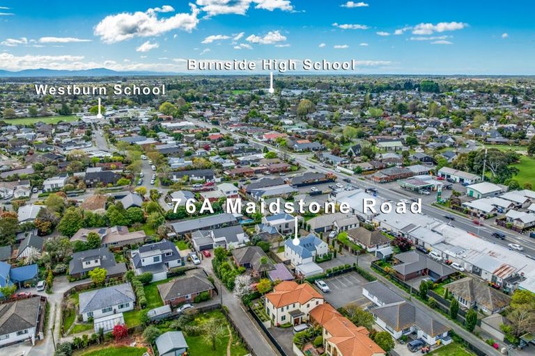 Photo of property in 76 Maidstone Road, Ilam, Christchurch, 8041