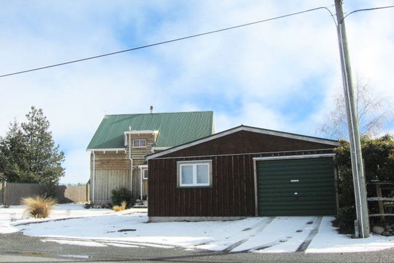 Photo of property in 44 Glencairn Road, Twizel, 7901