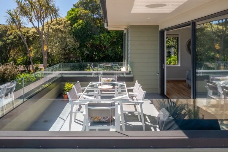 Photo of property in 39b Kakariki Grove, Waikanae, 5036