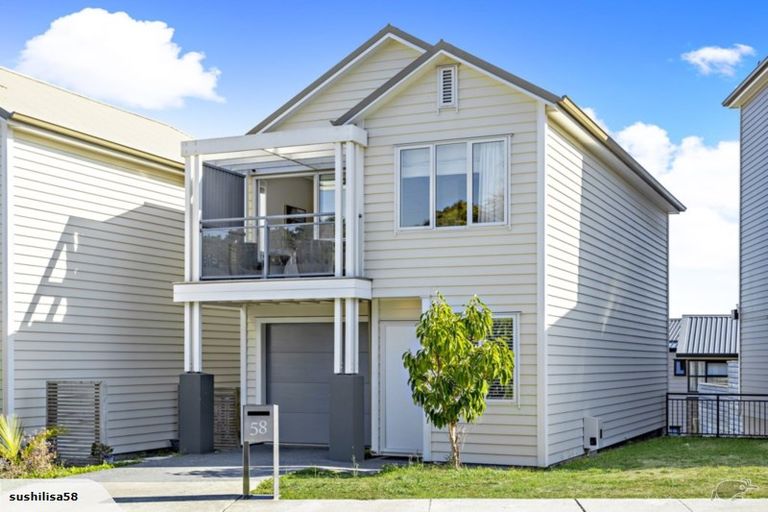 Photo of property in 58 Arrowsmith Drive, Flat Bush, Auckland, 2019