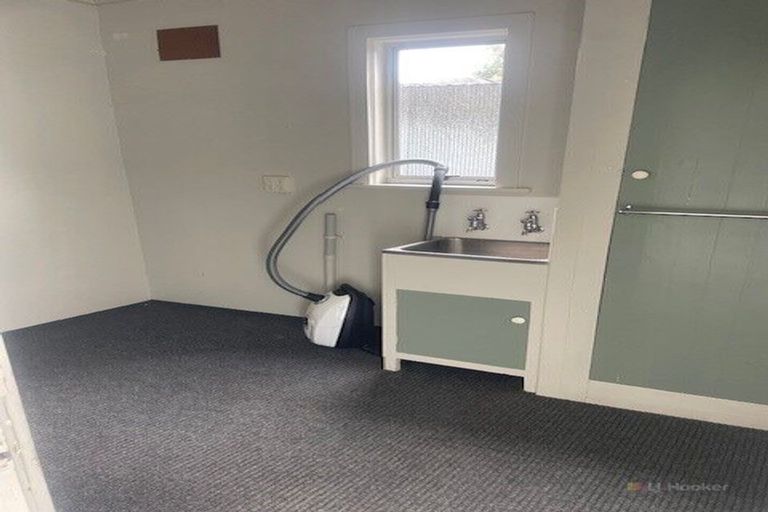 Photo of property in 8 Holmes Street, Waimate, 7924