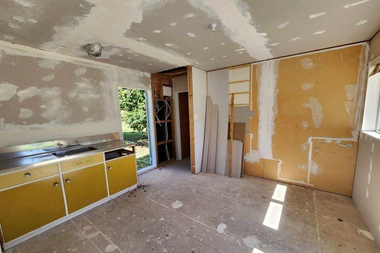 Photo of property in 11 Alexander Street, Ohingaiti, Kimbolton, 4785