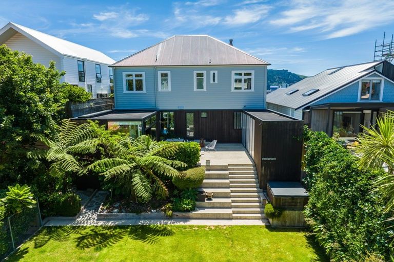 Photo of property in 8 Mcfarlane Street, Mount Victoria, Wellington, 6011