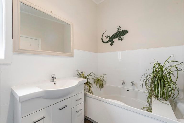 Photo of property in 62 Southey Street, Leamington, Cambridge, 3432