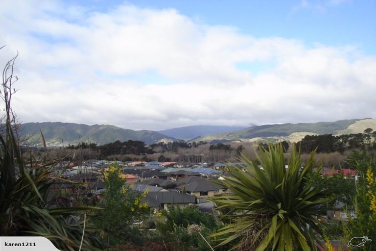 Photo of property in 19 Sunset Terrace, Waikanae Beach, Waikanae, 5036