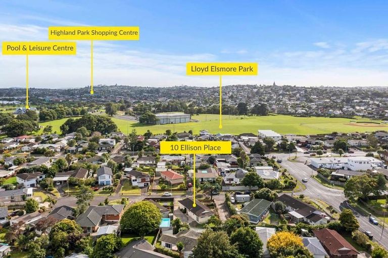 Photo of property in 10 Ellison Place, Pakuranga Heights, Auckland, 2010