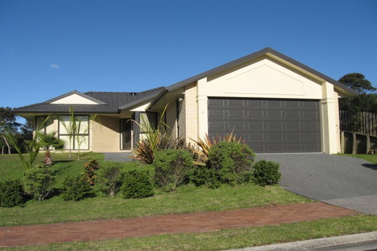 Photo of property in 18 Spinnaker Point, Haruru, 0204