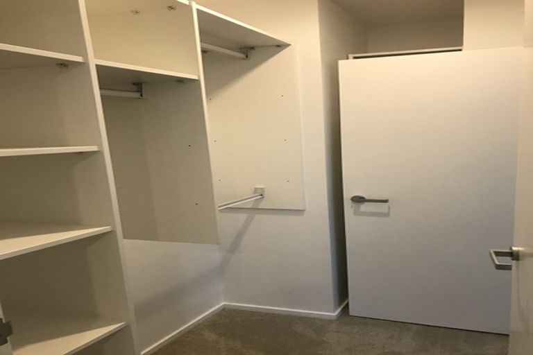 Photo of property in Apollo Apartments, 201/46 Rosedale Road, Rosedale, Auckland, 0632