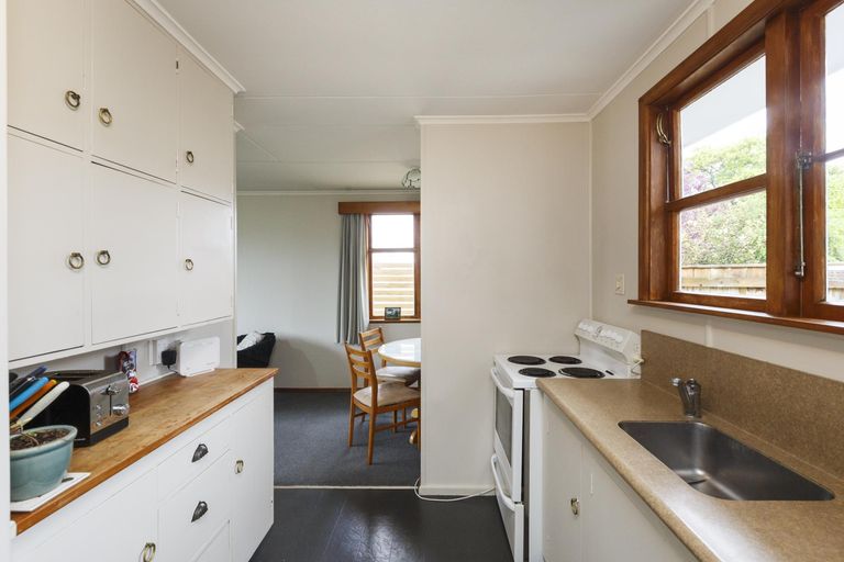 Photo of property in 9b Denbigh Place, Awapuni, Palmerston North, 4412