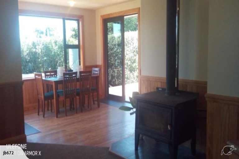 Photo of property in 18 Maclean Street, Glenavy, Waimate, 7980