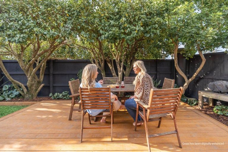 Photo of property in 206a Gravatt Road, Papamoa Beach, Papamoa, 3118