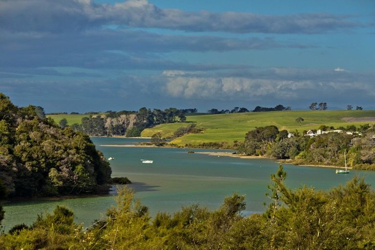 Photo of property in 70 Haigh Access Road, Redvale, Albany, 0794