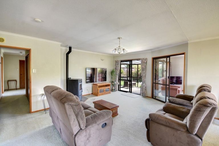 Photo of property in 5 Ash Place, Mosgiel, 9024