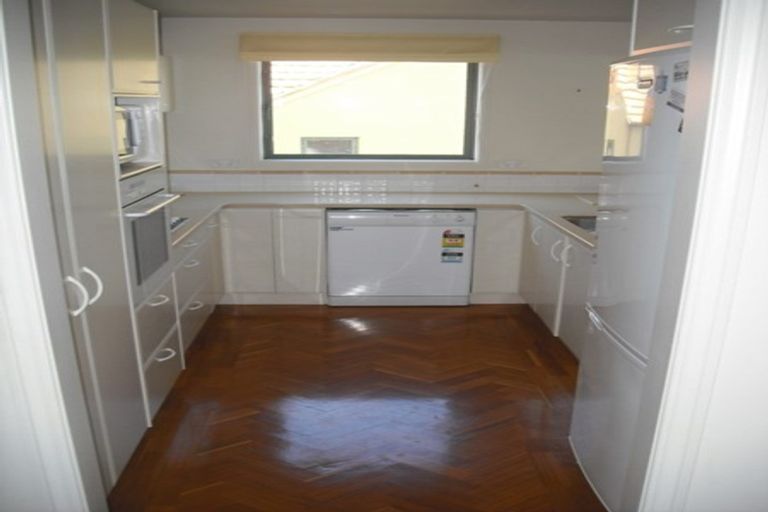 Photo of property in 52 Harbour Village Drive, Gulf Harbour, Whangaparaoa, 0930