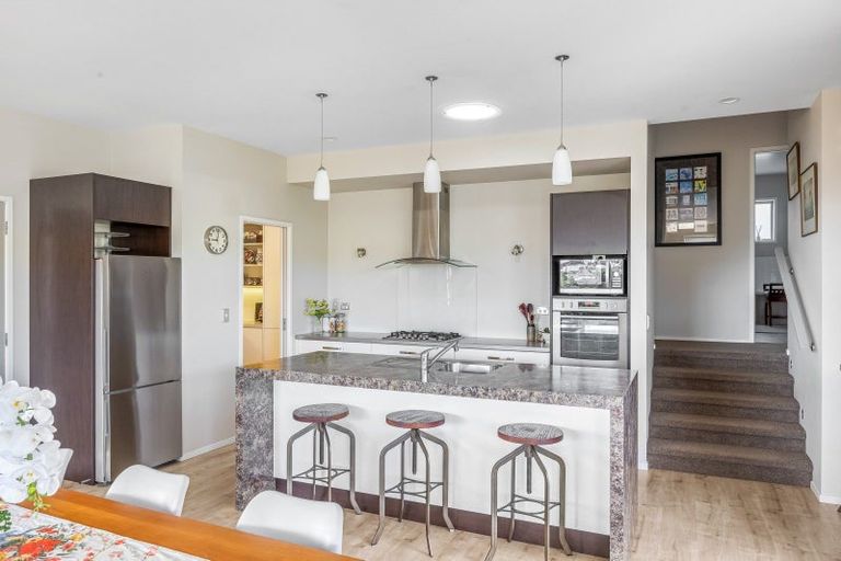 Photo of property in 4 Manhattan Rise, Orewa, 0931