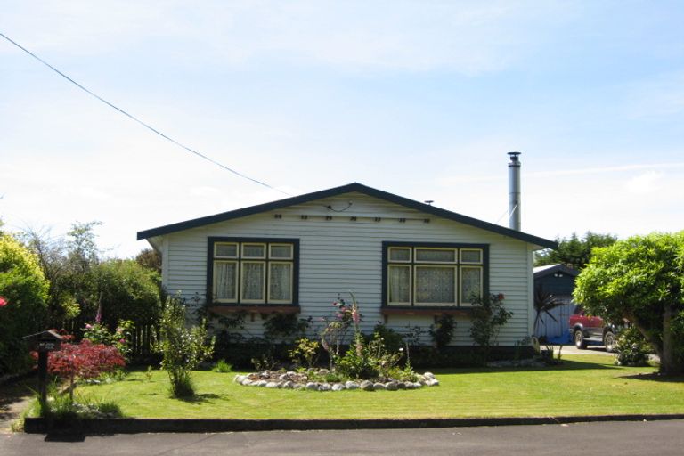 Photo of property in 29 Menzies Street, Westport, 7825