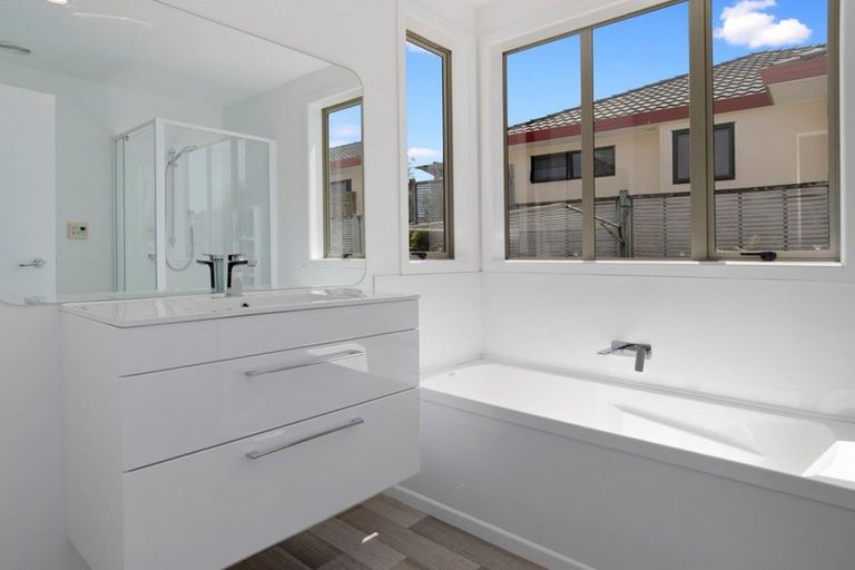 Photo of property in 7 Maddison Place, Welcome Bay, Tauranga, 3112