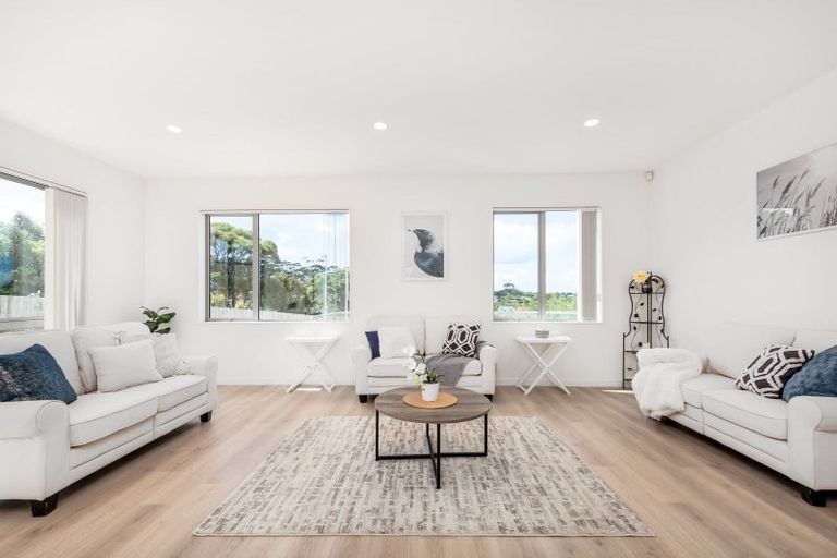 Photo of property in 3 Dreaver Way, Sunnynook, Auckland, 0630