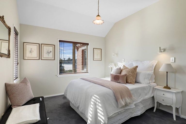 Photo of property in 48 Wai-iti Terrace, Burnside, Christchurch, 8052