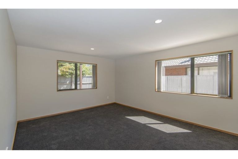 Photo of property in 74b Sinclair Street, New Brighton, Christchurch, 8083