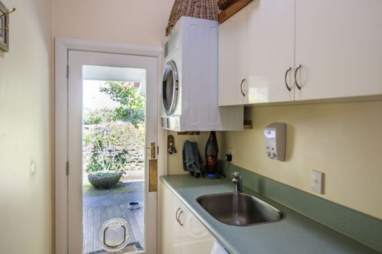 Photo of property in 36 Moana Road, Days Bay, Lower Hutt, 5013