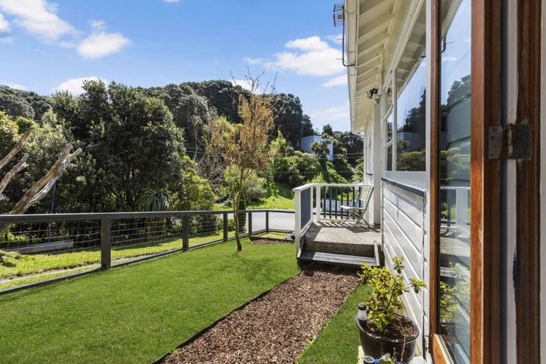 Photo of property in 15 Danube Street, Island Bay, Wellington, 6023