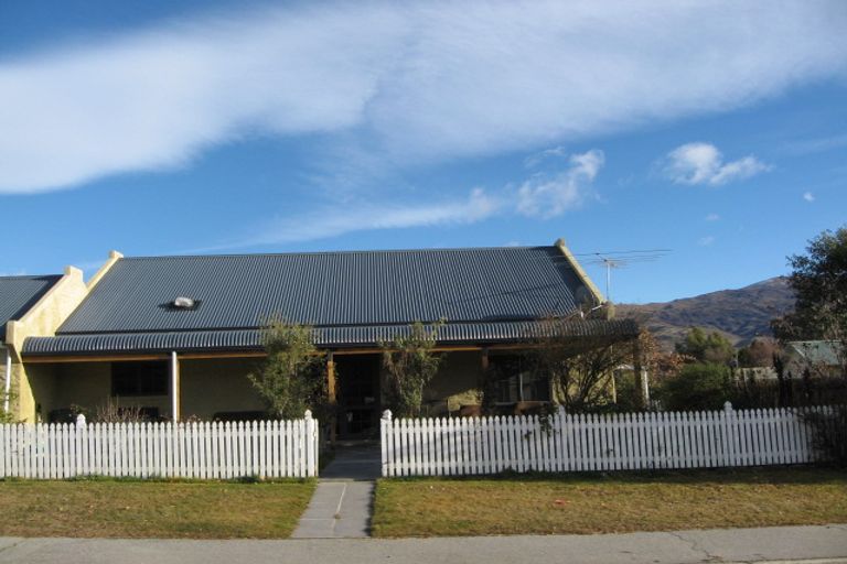 Photo of property in 37 Antrim Street, Cromwell, 9310