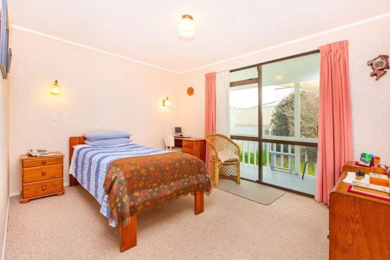 Photo of property in 1 Puriri Street, Raglan, 3225