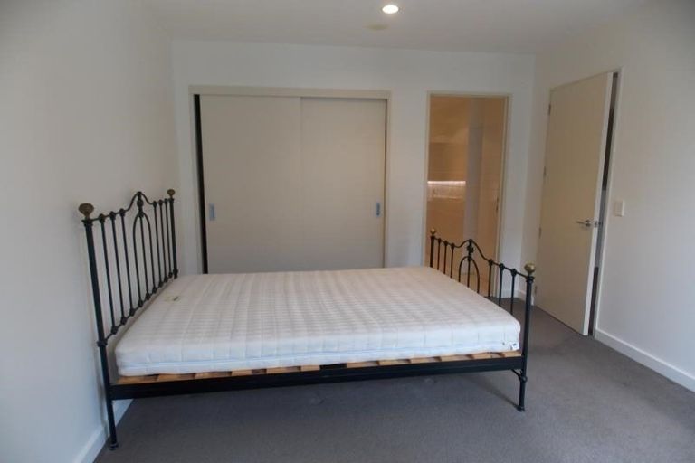 Photo of property in Kate Sheppard Apartments, 42 Molesworth Street, Thorndon, Wellington, 6011