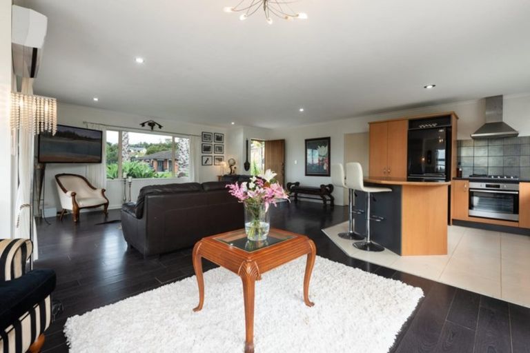 Photo of property in 16 Avon Rise, Welcome Bay, Tauranga, 3112