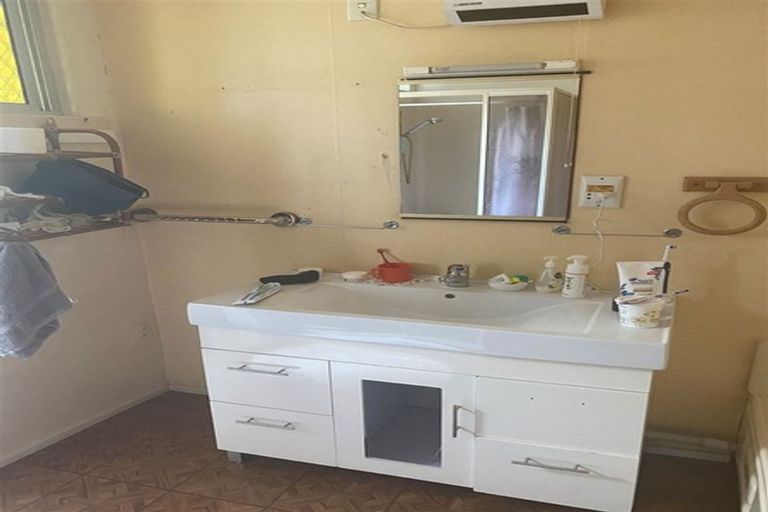 Photo of property in 140 Studholme Street, Morrinsville, 3300