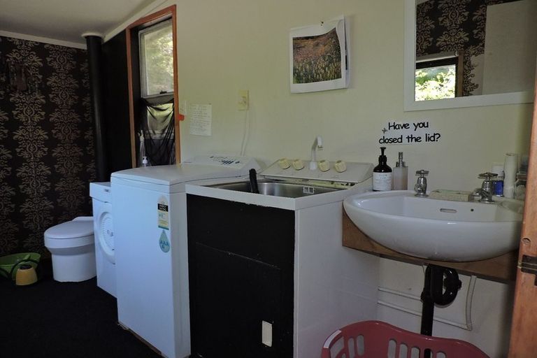 Photo of property in 470 Tapu Coroglen Road, Tapu, Thames, 3575