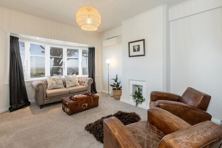 Photo of property in 541b Marine Parade, Napier South, Napier, 4110