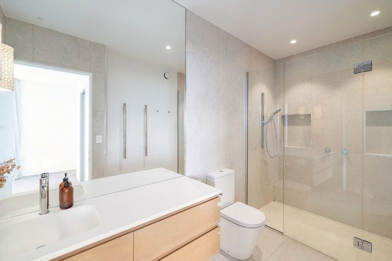 Photo of property in 83 Major Hornbrook Road, Mount Pleasant, Christchurch, 8081