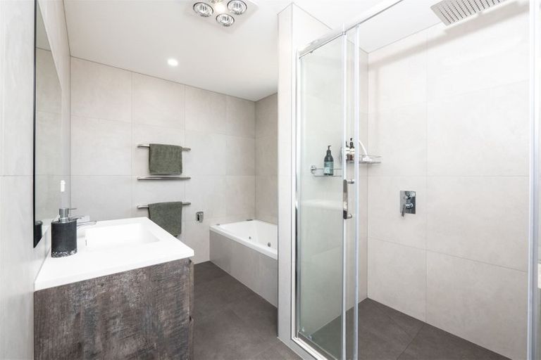 Photo of property in 2 Fernbird Grove, Kerikeri, 0294