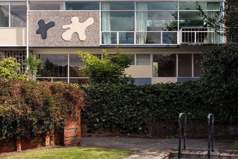 Photo of property in 59 Great North Road, Saint Johns Hill, Whanganui, 4501