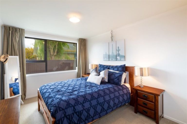 Photo of property in 2/317 Sawyers Arms Road, Bishopdale, Christchurch, 8053