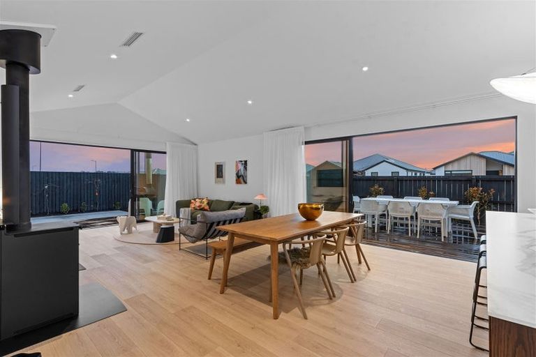 Photo of property in 22 Timara Crescent, Marshland, Christchurch, 8083