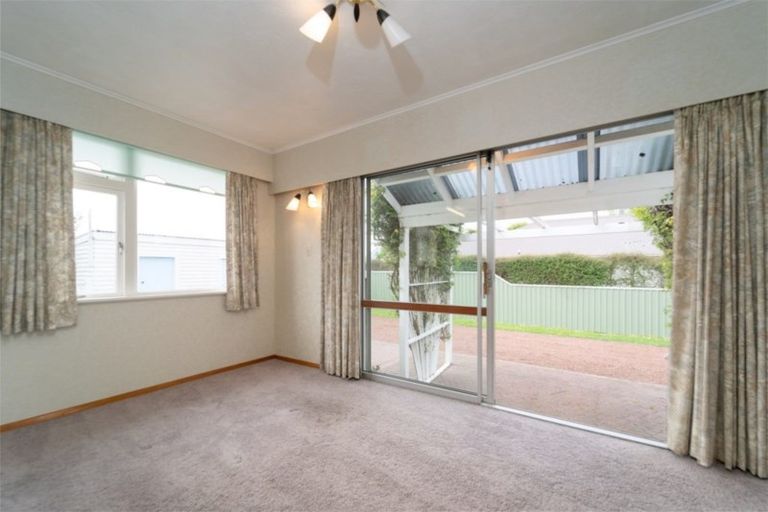 Photo of property in 206 West Street, Greytown, 5712